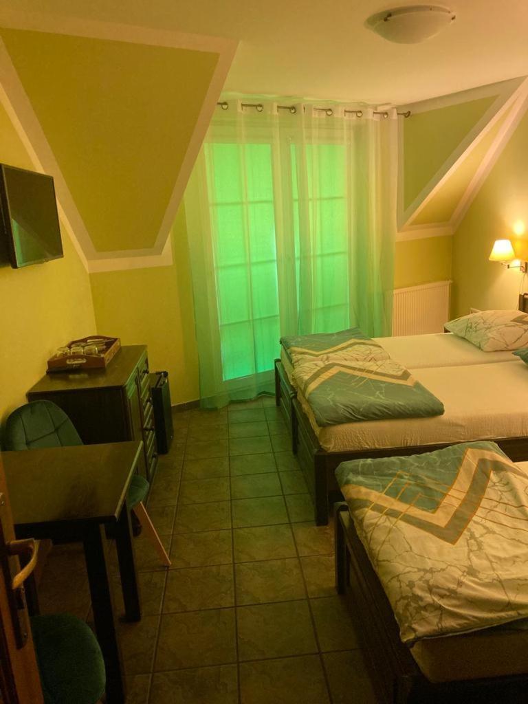 Appartement Pod Delfinem Rewal Extérieur photo