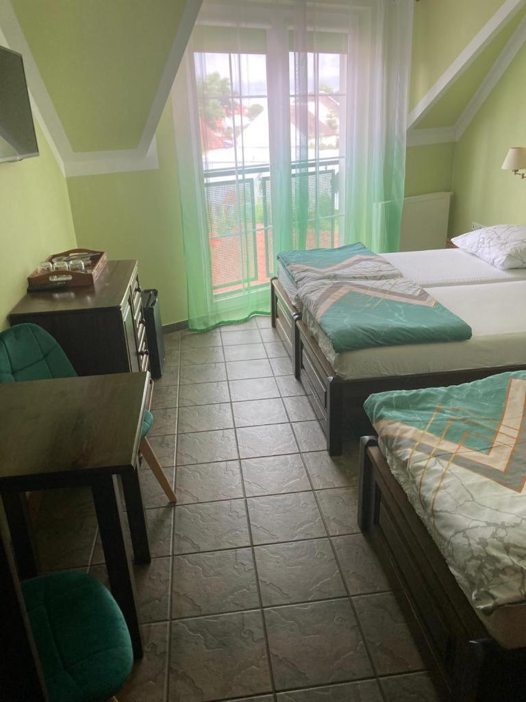 Appartement Pod Delfinem Rewal Extérieur photo
